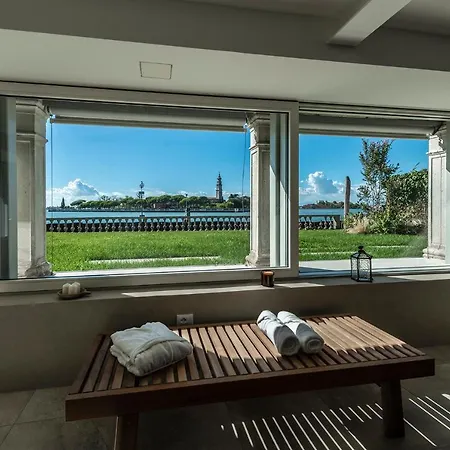 Βίλα Ca' Delle Contesse - On Lagoon With Private Dock And Spectacular View *